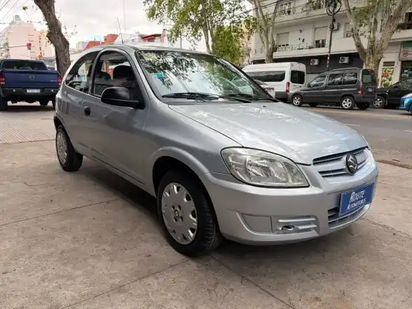 Suzuki Fun 1.4 N Aa Da 2009 - foto 3