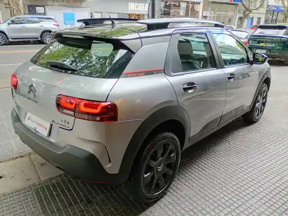 Citroën C4 Cactus 1.6 Noir 165 At6 2024 - foto 5