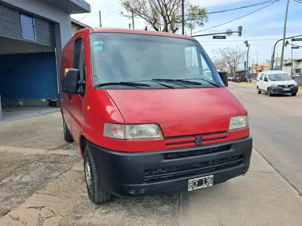 Peugeot Boxer 1.9 D 270C 1996 - foto 1
