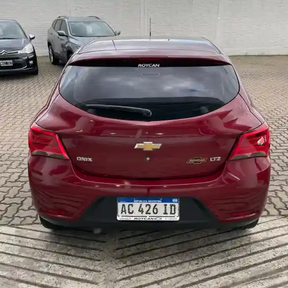 Chevrolet Onix 1.4 Ltz 98Cv 2018 - foto 4