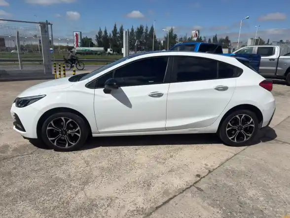 Chevrolet Cruze 5 1.4 Rs At 5 P 2023 - foto 4