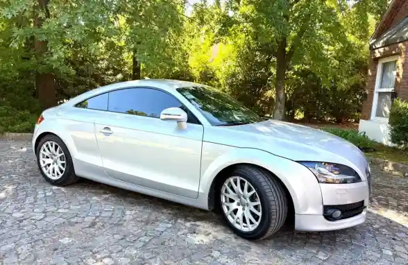 Audi Tt 1.8 T Fsi 2010 - foto 2