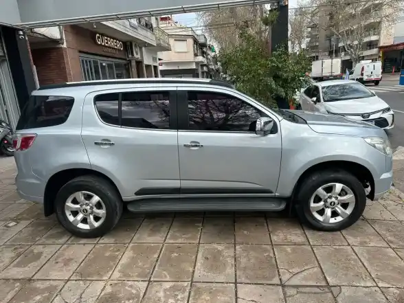 Chevrolet Trailblazer 2.8 4X4 Ltz At Tdci 180Cv 2014 - foto 3