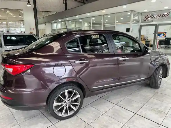 Fiat Cronos 1.8 16V Precision 2021 - foto 3