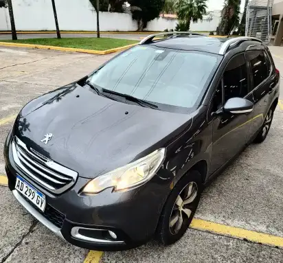 Peugeot 2008 1.6 Feline 2018 - foto 1