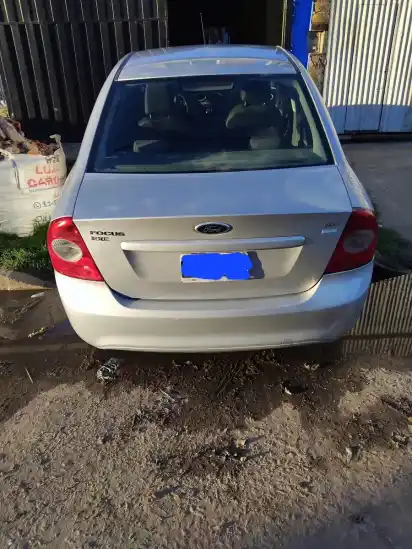 Ford Focus 2 2.0 Exe Sedan Trend 2012 - foto 3