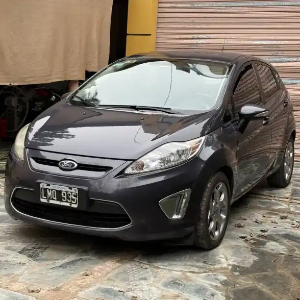 Ford Fiesta Kinetic 1.6 Design 120Cv Titanium 2012 - foto 1