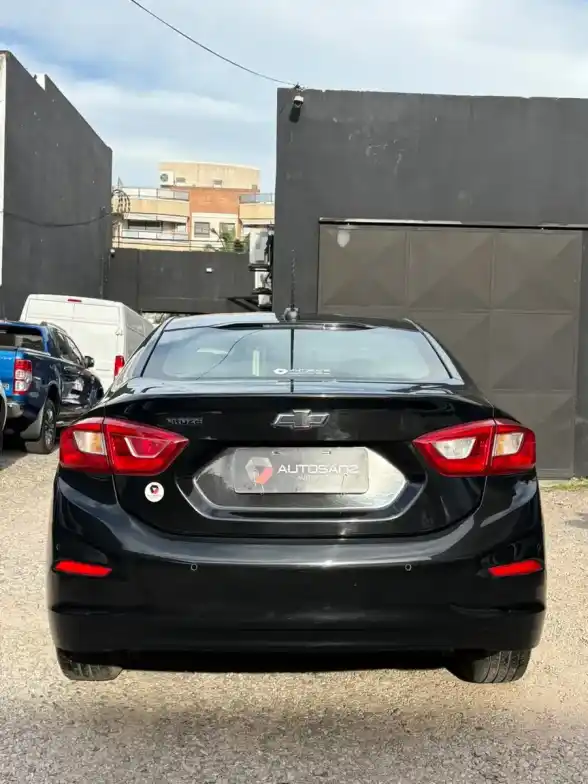 Chevrolet Cruze 1.4 Midnight At Sedan 2022 - foto 5