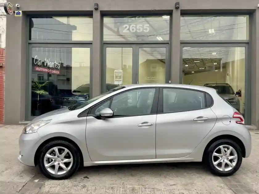 Peugeot 208 1.5 Allure Touchscreen 2014 - foto 4
