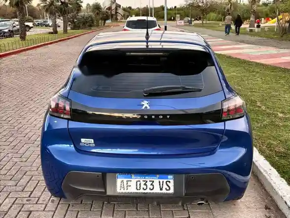 Peugeot 208 1.6 Feline Tiptronic 2021 - foto 5