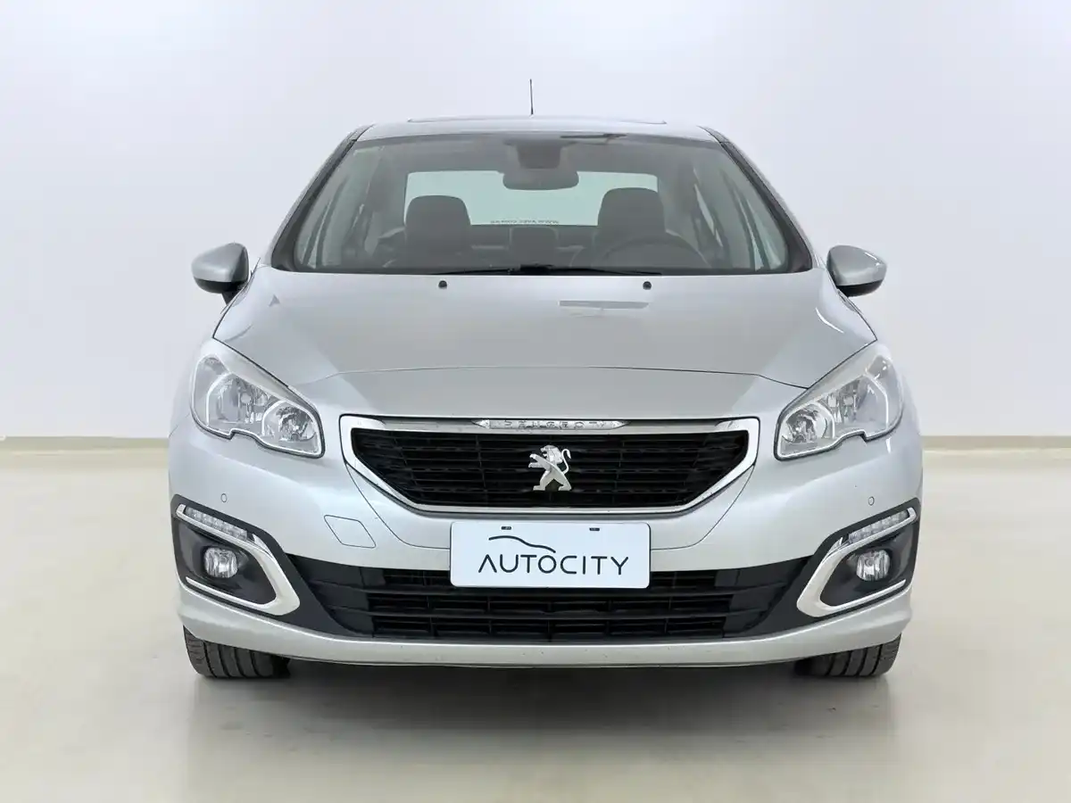 Peugeot 408 2022 - foto 1