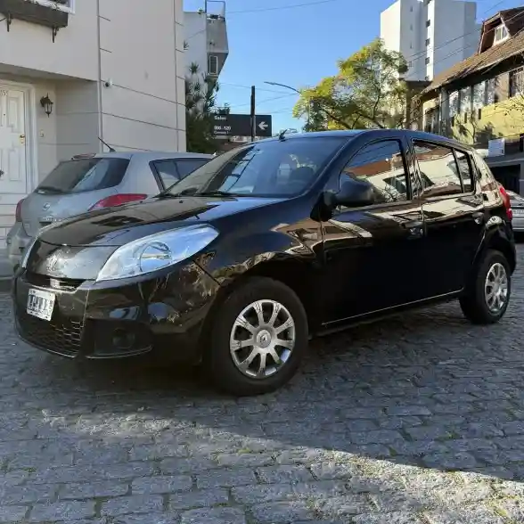 Renault Sandero 1.6 Authentique Pack I 90Cv 2012 - foto 1