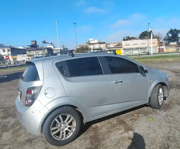 Chevrolet Sonic 1.6 Ltz 5 P Manual 2012 - foto 2