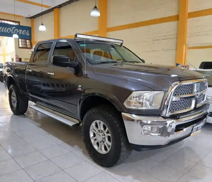 Ram 2500 6.7 Laramie I Atx 350Cv 4X4 2015 - foto 1