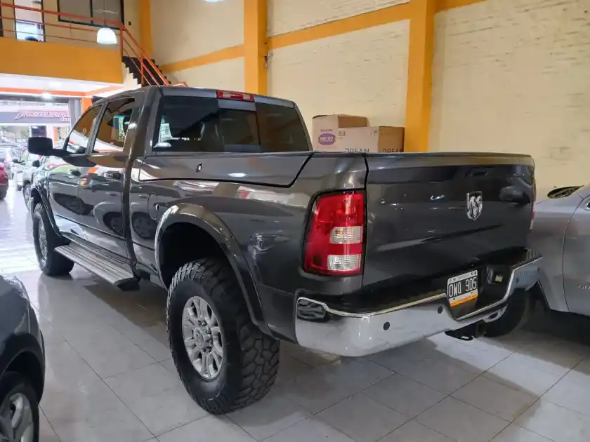 Ram 2500 6.7 Laramie I Atx 350Cv 4X4 2015 - foto 4