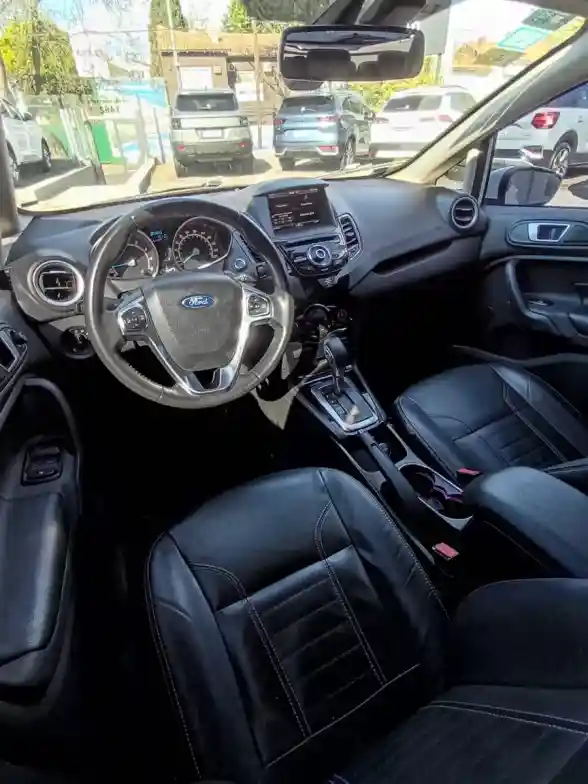 Ford Fiesta Kinetic 1.6 Titanium Powershift 120Cv 2016 - foto 5