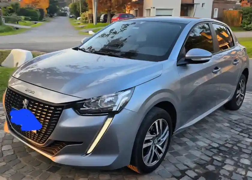 Peugeot 208 1.6 Allure Pack 2023 - foto 1