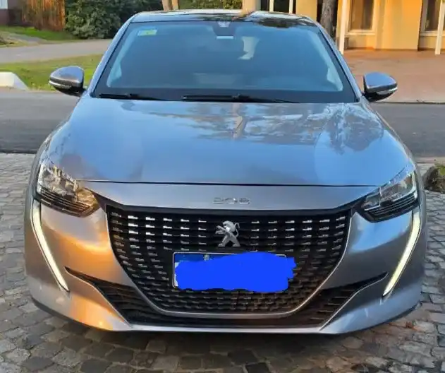 Peugeot 208 1.6 Allure Pack 2023 - foto 2