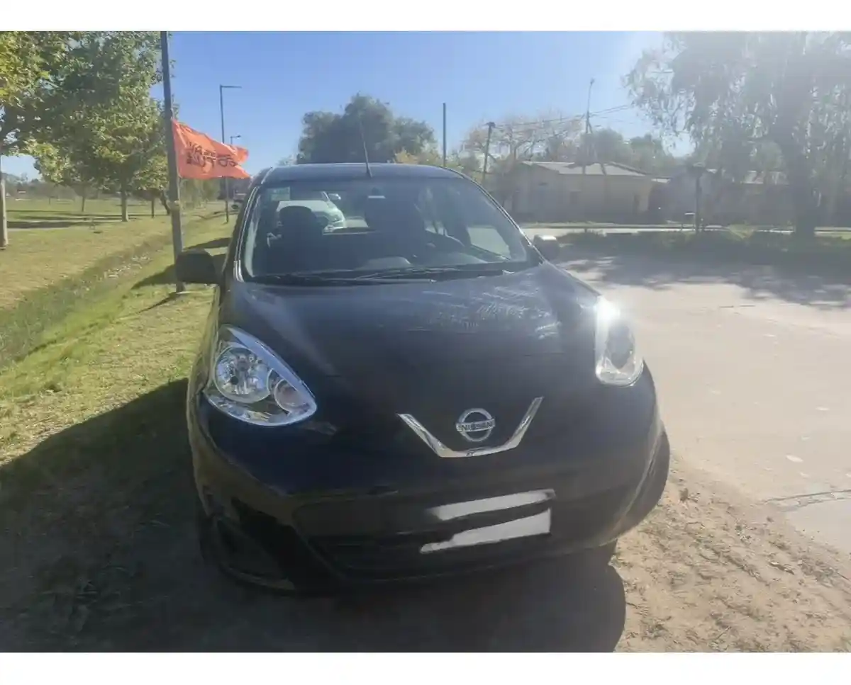 Nissan March 1.6 Active 107Cv 2017 - foto 2