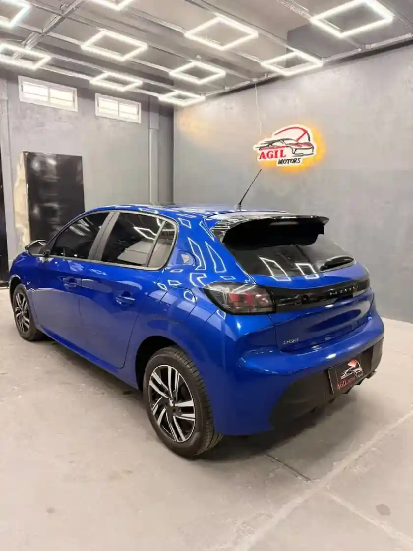Peugeot 208 1.6 Road Trip Tiptronic 2023 - foto 3