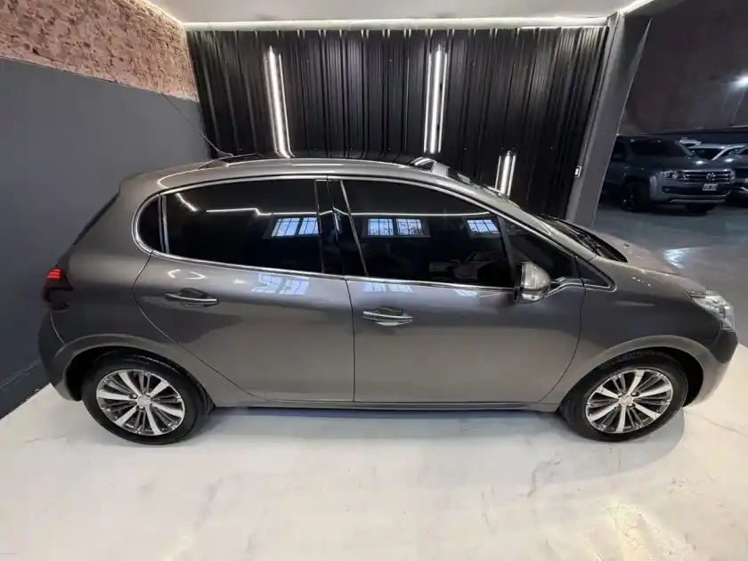 Peugeot 208 1.6 Feline 2016 - foto 5