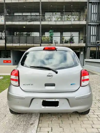 Nissan March 1.6 Visia Plus 107Cv 2012 - foto 3