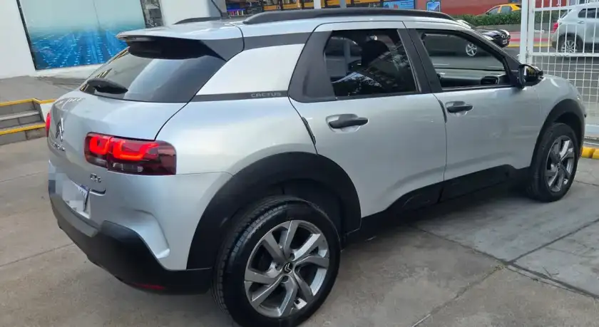 Citroën C4 Cactus 1.6 Vti 115 At6 Feel Pk 2022 - foto 4