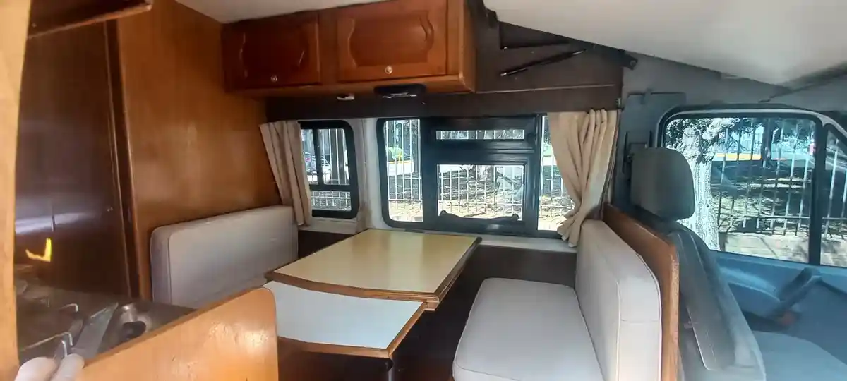Mercedes-Benz Sprinter Motorhome 2001 - foto 4