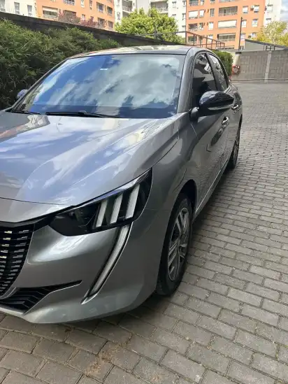 Peugeot 208 1.6L Feline Tiptronic 2023 - foto 1