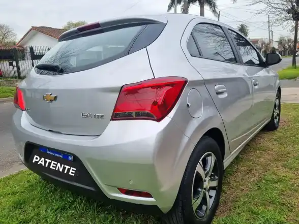 Chevrolet Onix 1.4 Ltz At 98Cv 2019 - foto 4