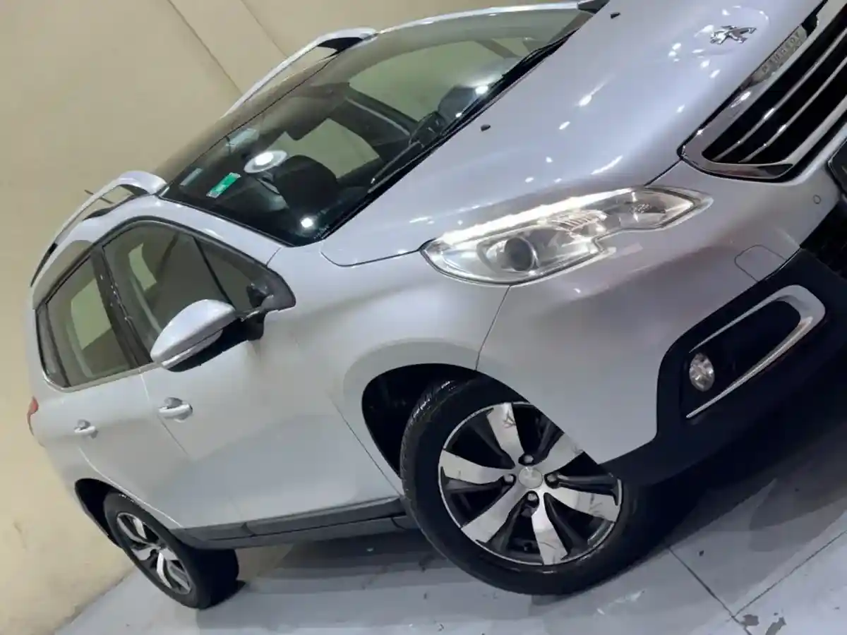 Peugeot 2008 1.6 Feline 2017 - foto 3