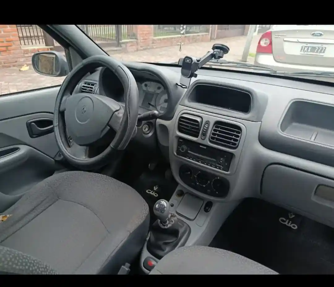 Renault Clio 1.2 Pack Plus 2010 - foto 3