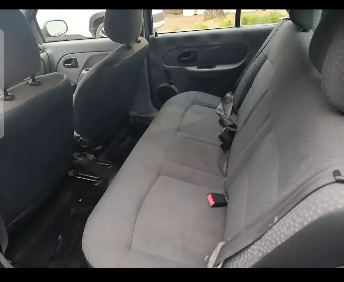 Renault Clio 1.2 Pack Plus 2010 - foto 5