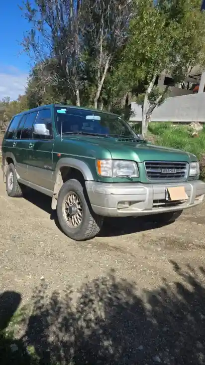 Isuzu Trooper 3.1 I Ls Wagon 1999 - foto 2