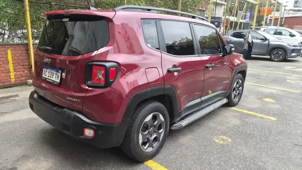 Jeep Renegade 1.8 Sport At 2018 - foto 5