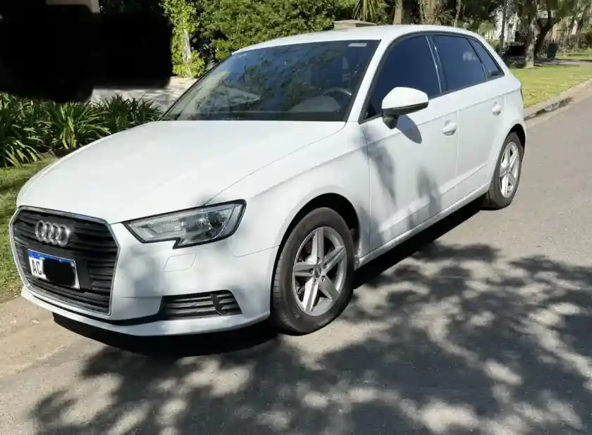 Audi A3 Sportback 1.4 Tfsi Stronic 125Cv 2018 - foto 1