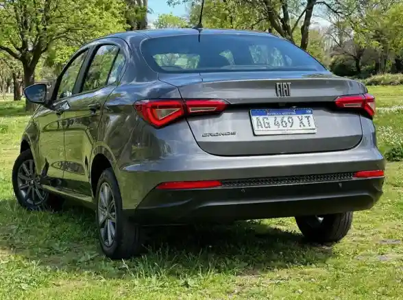Fiat Cronos 1.3 Drive Gse / Bz 2024 - foto 3