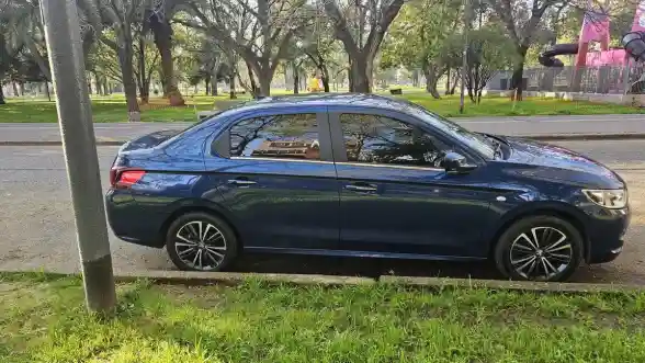 Peugeot 301 1.6 Allure Plus 2018 - foto 4