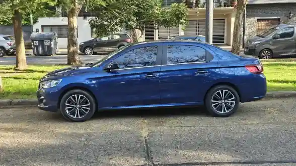 Peugeot 301 1.6 Allure Plus 2018 - foto 5