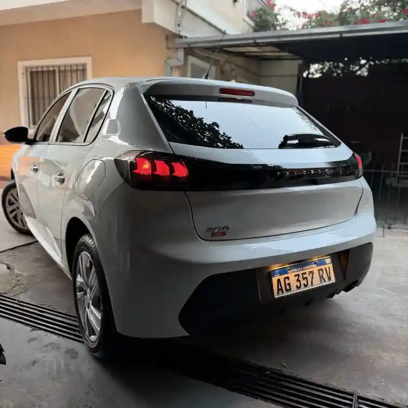 Peugeot 208 1.6L Active Pack Tiptronic 2023 - foto 4