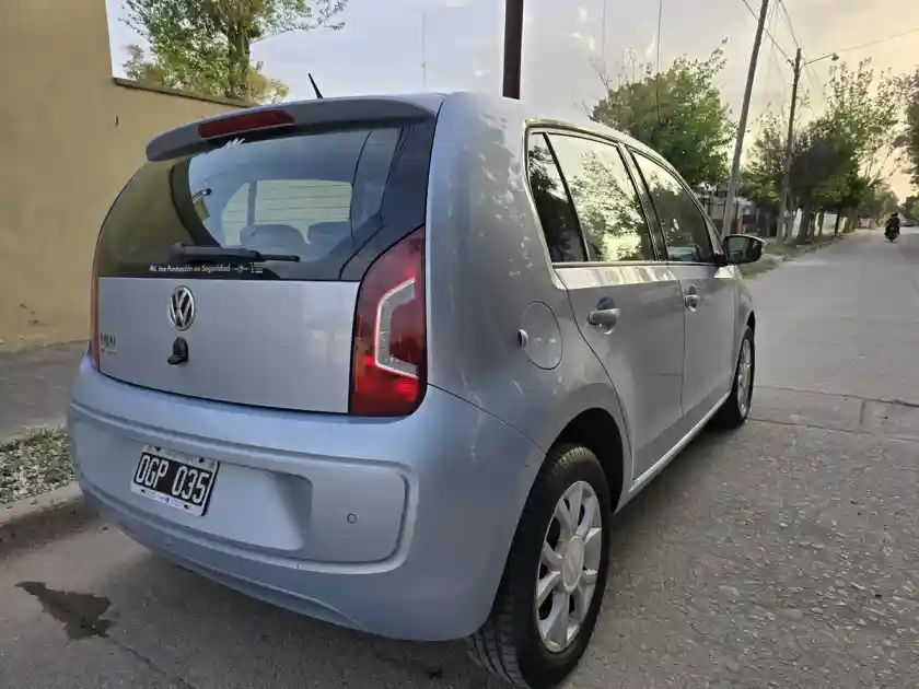 Volkswagen Up! 1.0 High Up! 75Cv 5 P 2014 - foto 3