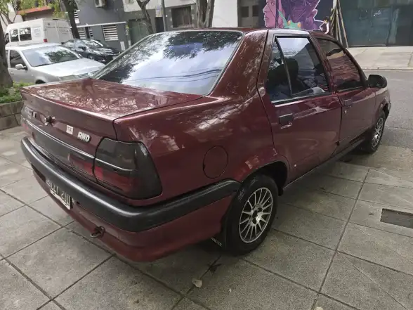 Renault R19 1.6 Re Aa 1999 - foto 3