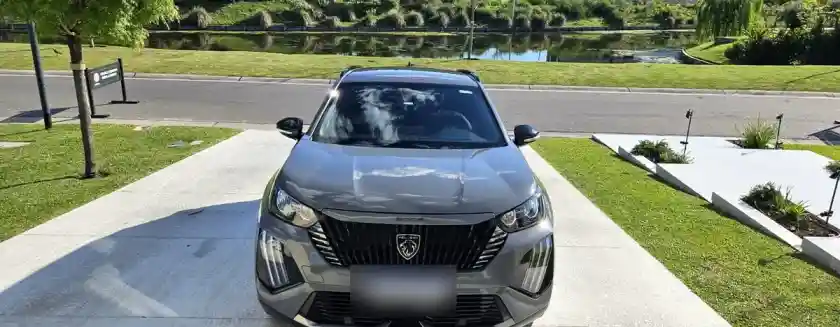 Peugeot 2008 1.0T Active 2024 - foto 1