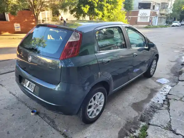 Fiat Punto 1.4 Attractive 2010 - foto 5
