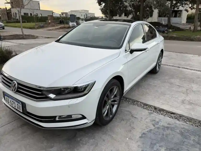 Volkswagen Passat 2.0 Tsi Highline 220Cv Dsg 2019 - foto 1