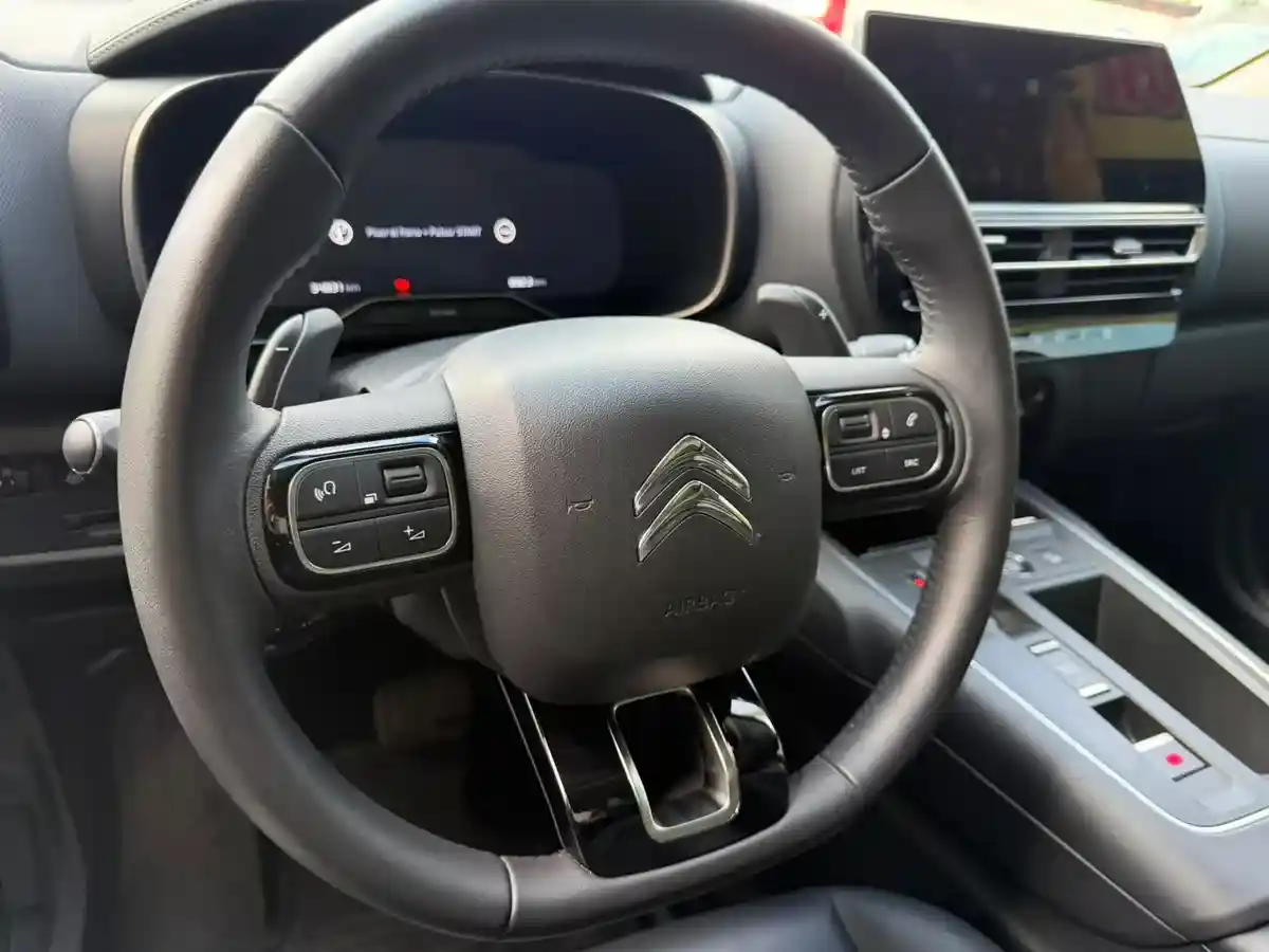 Citroën C5 Aircross 1.6 Thp Eat6 Feel Pack 2024 - foto 5