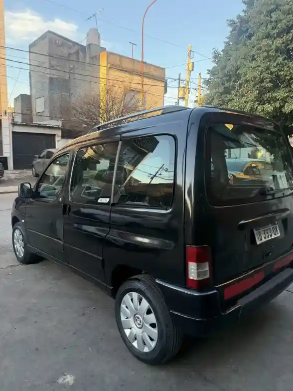Citroën Berlingo Multispace 1.6 Xtr Hdi 92Cv 2017 - foto 3