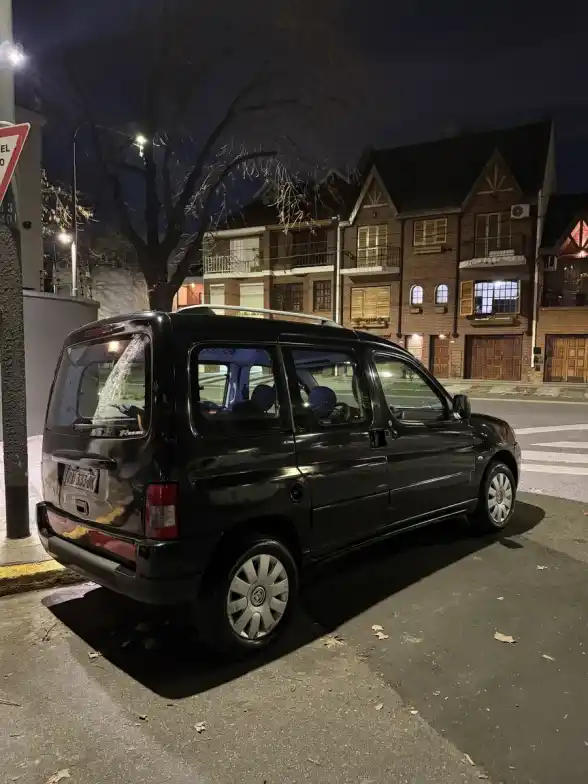 Citroën Berlingo Multispace 1.6 Xtr Hdi 92Cv 2017 - foto 4