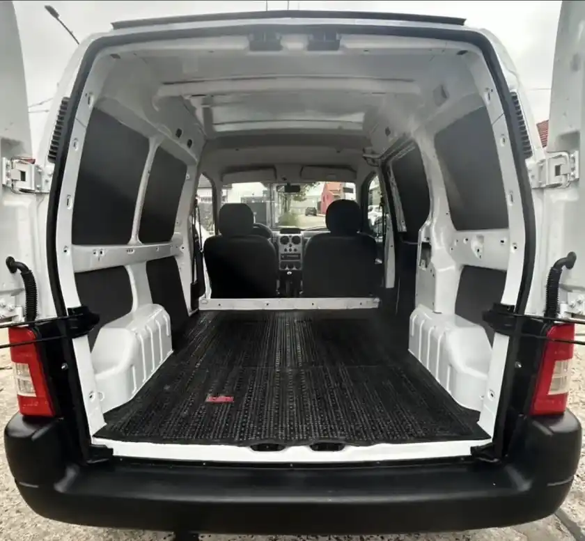 Citroën Berlingo Furgon 1.6 Bussines Hdi 92Cv Am54 2022 - foto 4