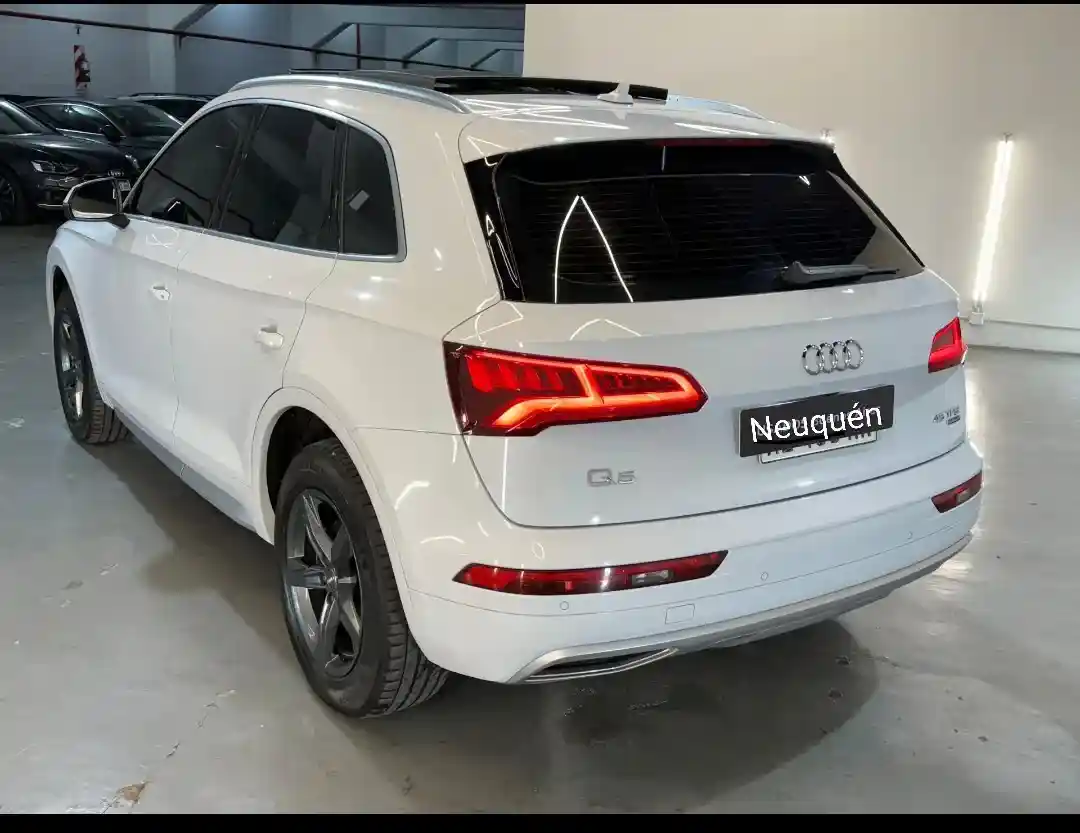 Audi Q5 2.0 45 Tfsi Sport 252Cv 2020 - foto 2